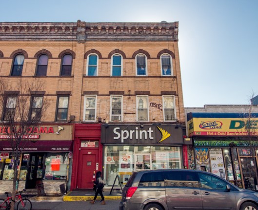 6 Unit Mixed-use Building