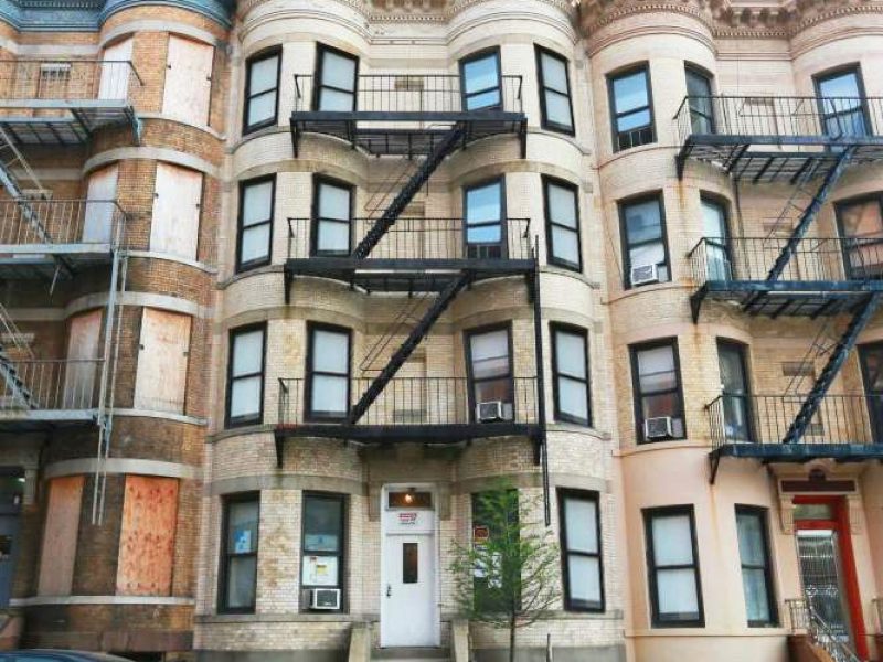 Vacant 8-Unit Building