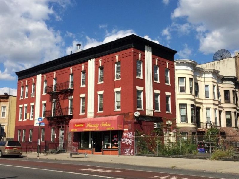 Six-Unit Corner Mixed-Use Building
