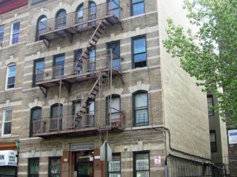16 Units On Franklin Avenue