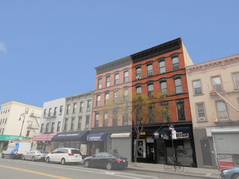7,000 SF Mixed-Use Building
