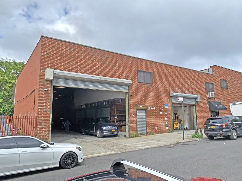10,000 SF Industrial Property
