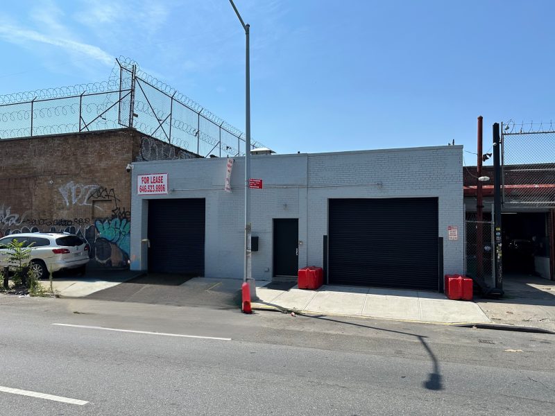 Block Through Industrial Property in Crown Heights