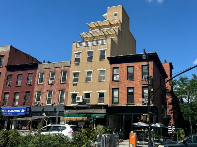 Free Market Building in Prospect Heights