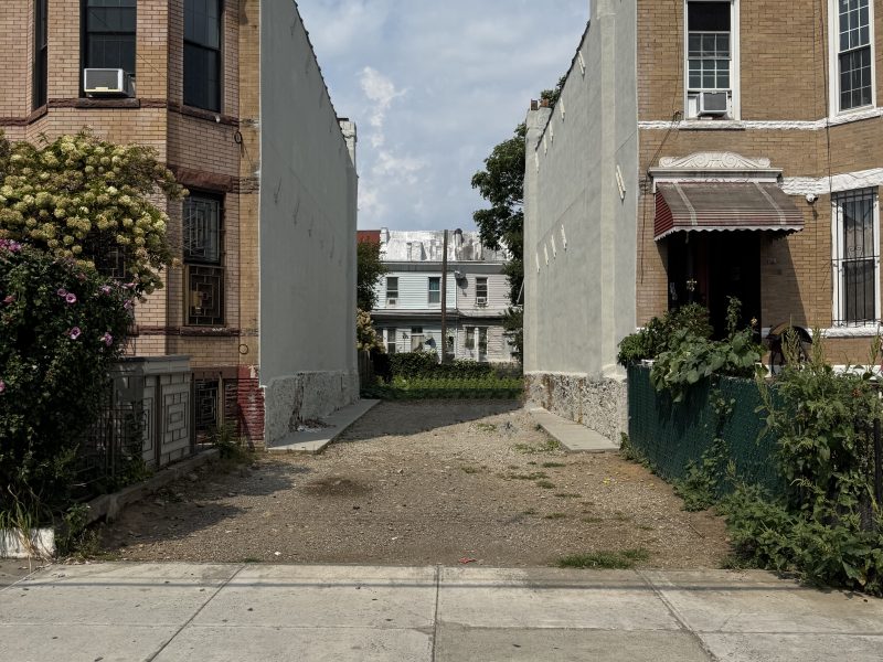 2,120 SF Residential Development Site | Prospect Lefferts Gardens
