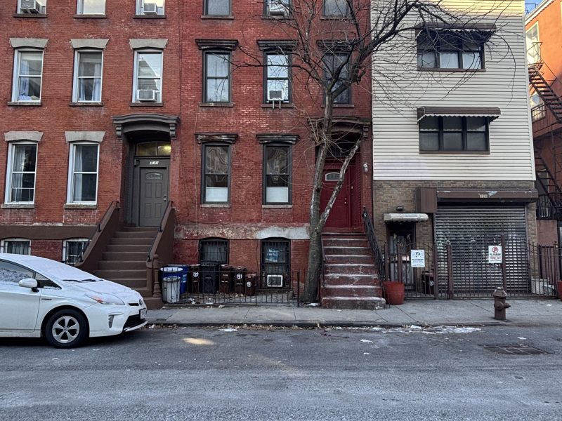 Free Market Vacant 4 Unit Building | Williamsburg